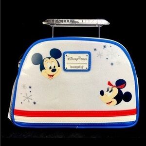NWOT Brand New Mickey & Minnie Contemporary resort loungefly crossbody bag